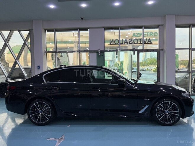 BMW 530e 2022, 62,000 km - 2.0 l - Bakı