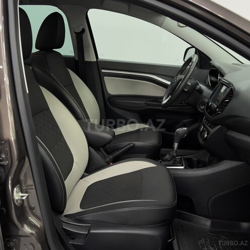 LADA (VAZ) Vesta Cross-5