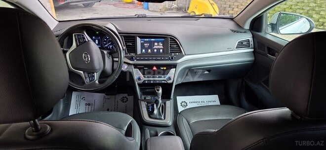 Hyundai Elantra 2017, 205,996 km - 2.0 l - Sumqayıt