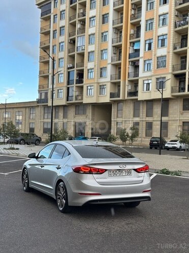 Hyundai Elantra 2017, 205,996 km - 2.0 l - Sumqayıt