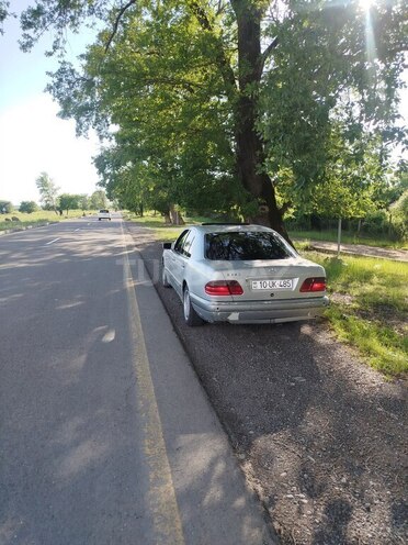 Mercedes E 320 1998, 350,000 km - 3.2 l - Ağdaş