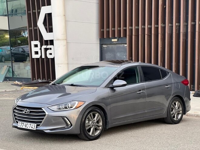 Hyundai Elantra-7
