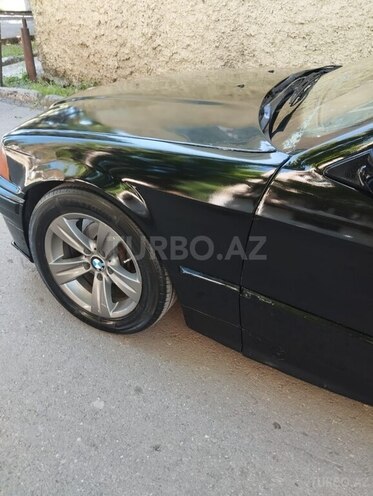 BMW 318 1993, 167,000 km - 1.8 l - Qazax