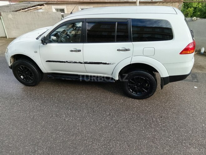 Mitsubishi Pajero Sport 2008, 309,000 km - 3.0 l - Qusar