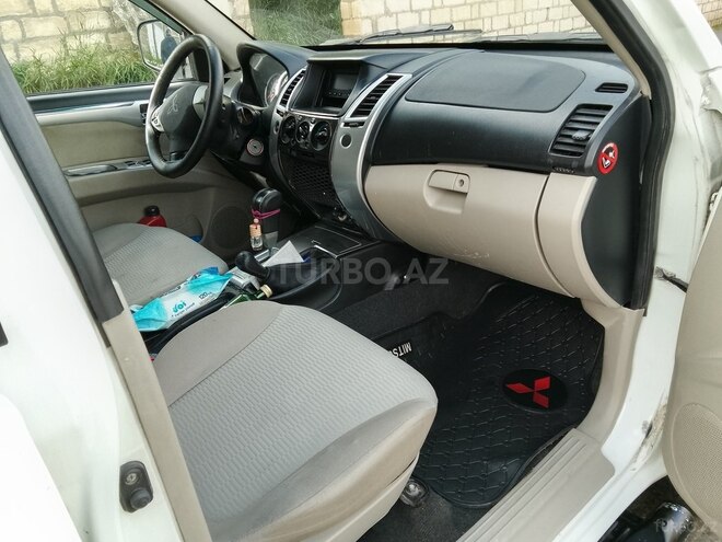 Mitsubishi Pajero Sport 2008, 309,000 km - 3.0 l - Qusar