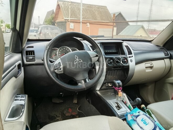 Mitsubishi Pajero Sport 2008, 309,000 km - 3.0 l - Qusar