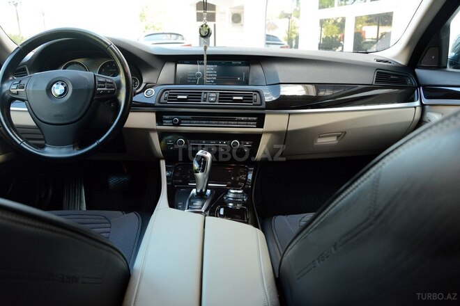 BMW 528 2011, 233,000 km - 3.0 l - Bakı
