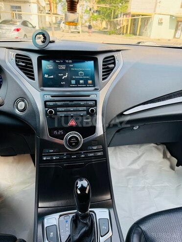 Hyundai Grandeur 2015, 250,000 km - 2.2 l - Bakı