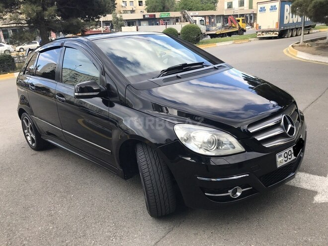 Mercedes B 170 2009, 157,000 km - 1.7 l - Sumqayıt