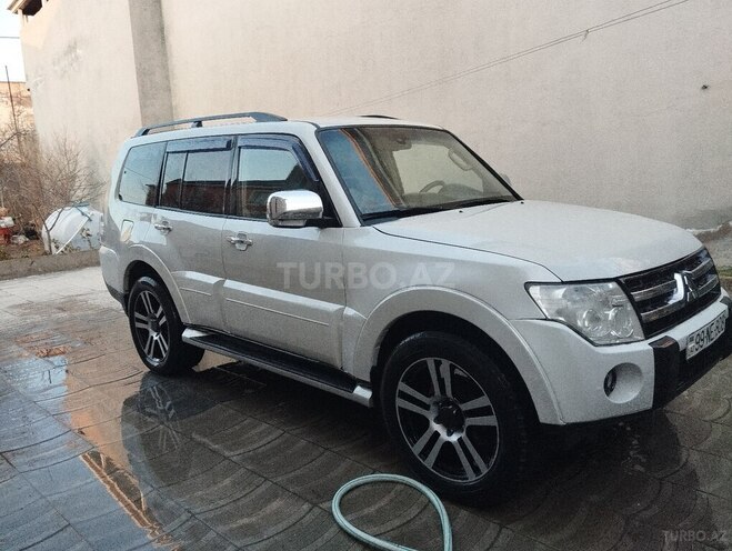 Mitsubishi Pajero 2007, 222,589 km - 3.0 л - Bakı