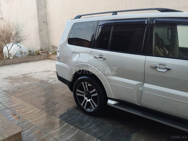 Mitsubishi Pajero 2007, 222,589 km - 3.0 л - Bakı