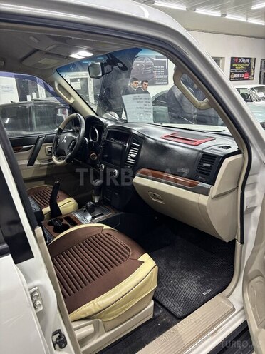 Mitsubishi Pajero 2007, 222,589 km - 3.0 л - Bakı