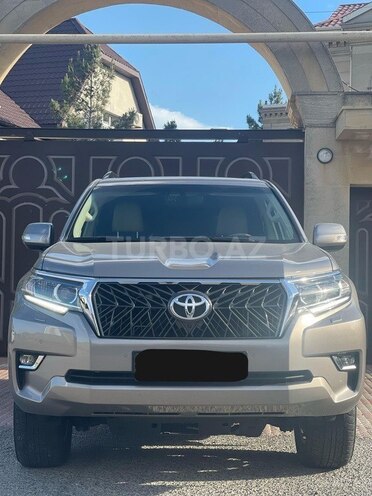 Toyota Land Cruiser Prado-2