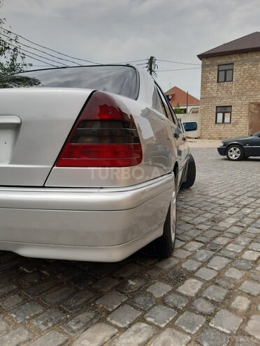 Mercedes C 180 1999, 395,000 km - 1.8 l - Bakı