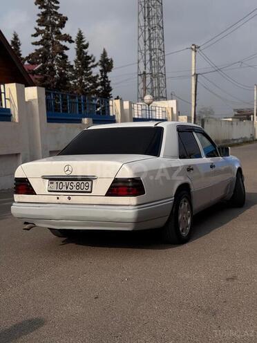 Mercedes E 220 1994, 258,094 km - 2.2 l - Şirvan