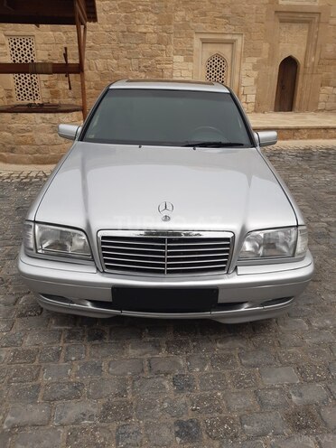 Mercedes C 180 1999, 395,000 km - 1.8 l - Bakı