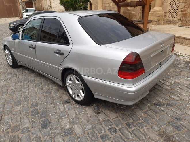 Mercedes C 180 1999, 395,000 km - 1.8 l - Bakı