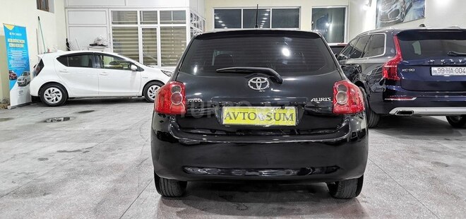 Toyota Auris 2008, 186,000 km - 2.0 l - Sumqayıt