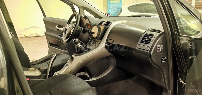 Toyota Auris 2008, 186,000 km - 2.0 l - Sumqayıt