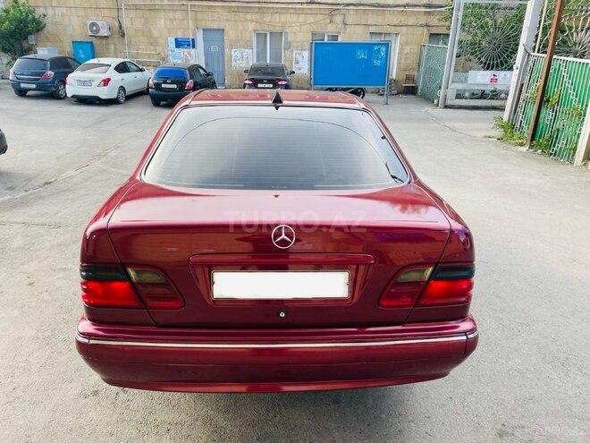 Mercedes E 220 d 2000, 311,000 km - 2.2 l - Bakı
