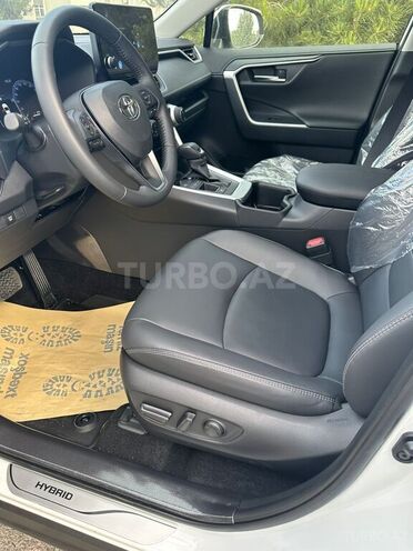 Toyota RAV4 2023, 2,000 km - 2.5 l - Bakı