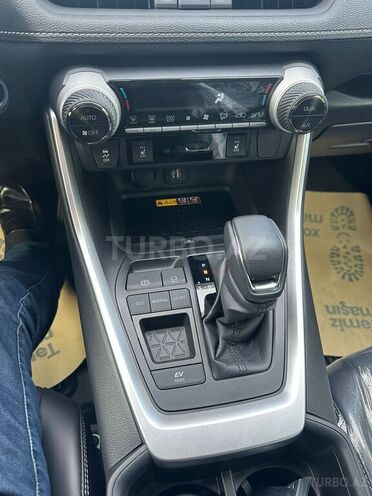 Toyota RAV4 2023, 2,000 km - 2.5 l - Bakı