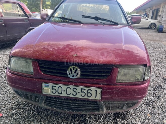 Volkswagen Polo 1995, 250,000 km - 1.6 л - Bakı