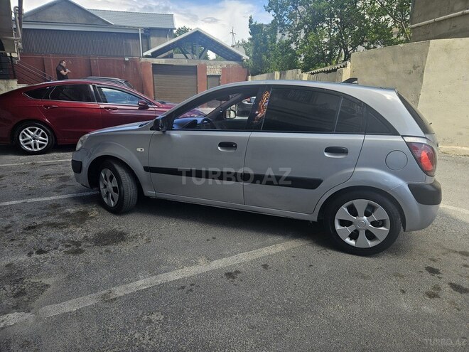 Kia Rio 2005, 320,000 km - 1.5 l - Bakı