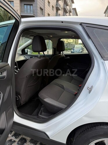 Ford Focus 2014, 196,000 km - 1.5 l - Bakı