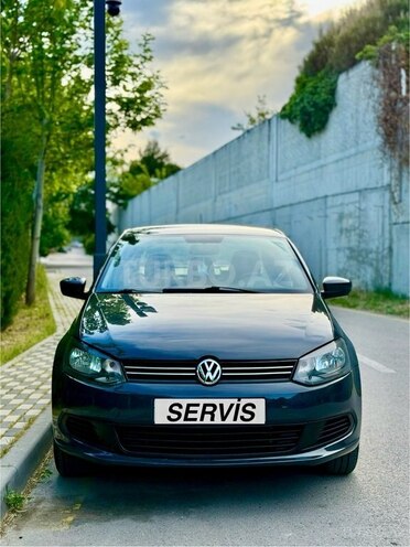 Volkswagen Polo 2014, 172,856 km - 1.6 l - Bakı