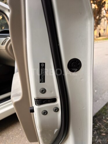 Toyota Prius 2011, 300,000 km - 1.8 l - Bakı