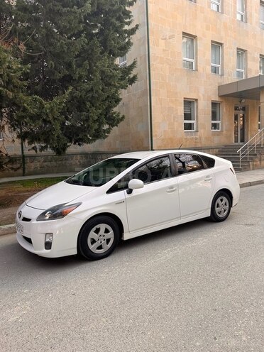 Toyota Prius 2011, 300,000 km - 1.8 l - Bakı