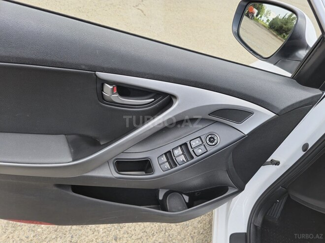 Hyundai Avante 2015, 188,750 km - 1.6 l - Astara