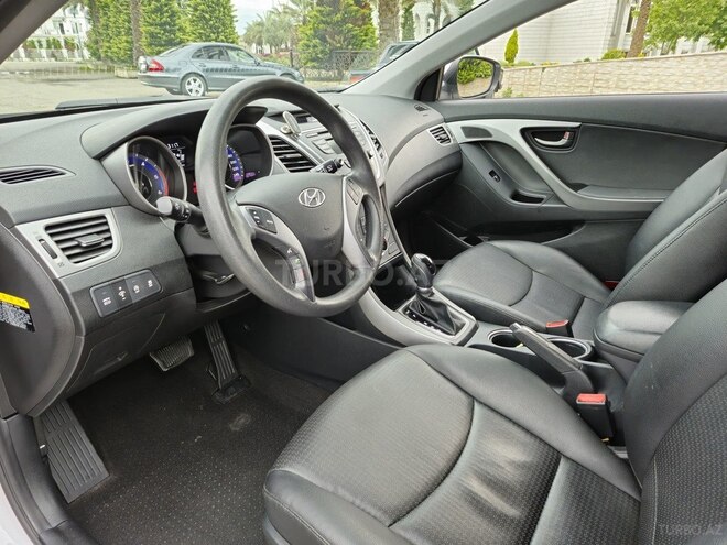 Hyundai Avante 2015, 188,750 km - 1.6 l - Astara