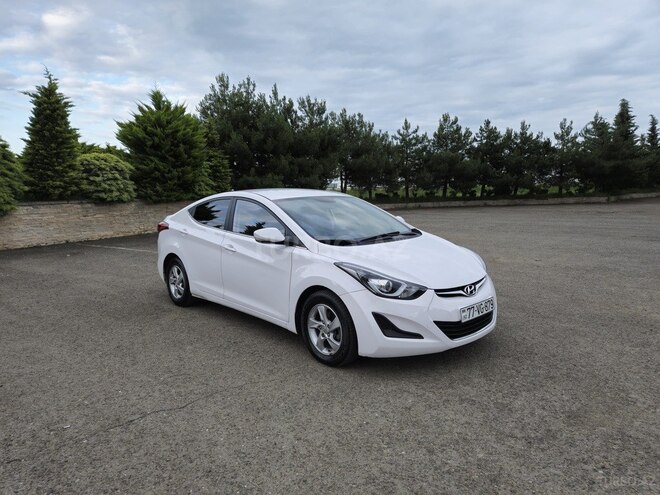Hyundai Avante 2015, 188,750 km - 1.6 l - Astara