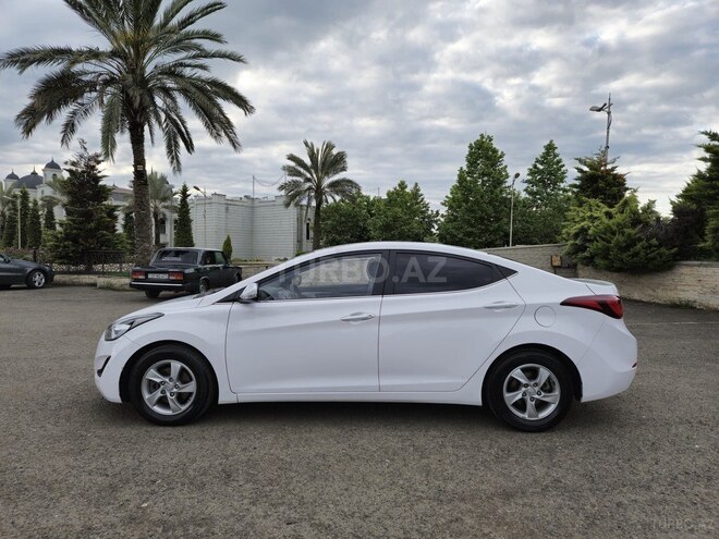 Hyundai Avante 2015, 188,750 km - 1.6 l - Astara