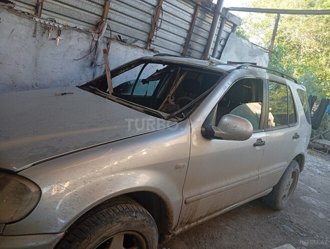 Mercedes ML 270 4MATIC 2001, 250,000 km - 2.7 l - Bərdə