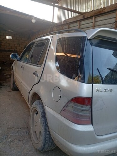 Mercedes ML 270 4MATIC 2001, 250,000 km - 2.7 l - Bərdə