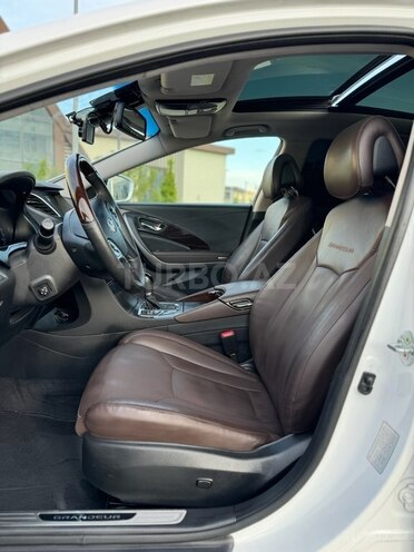 Hyundai Grandeur 2015, 136,600 km - 2.2 l - Bakı