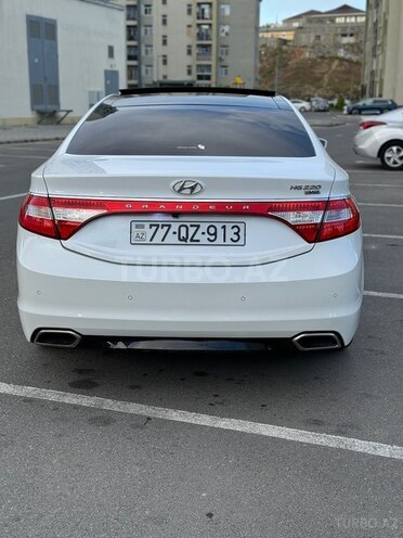 Hyundai Grandeur 2015, 136,600 km - 2.2 l - Bakı