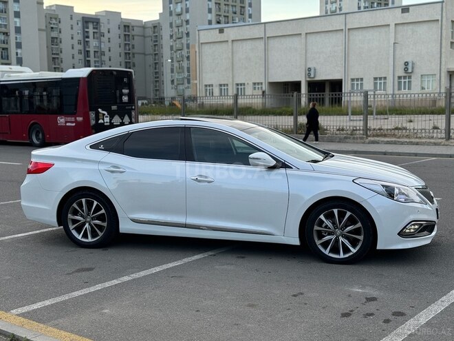 Hyundai Grandeur 2015, 136,600 km - 2.2 l - Bakı