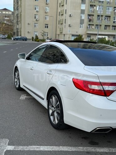 Hyundai Grandeur 2015, 136,600 km - 2.2 l - Bakı