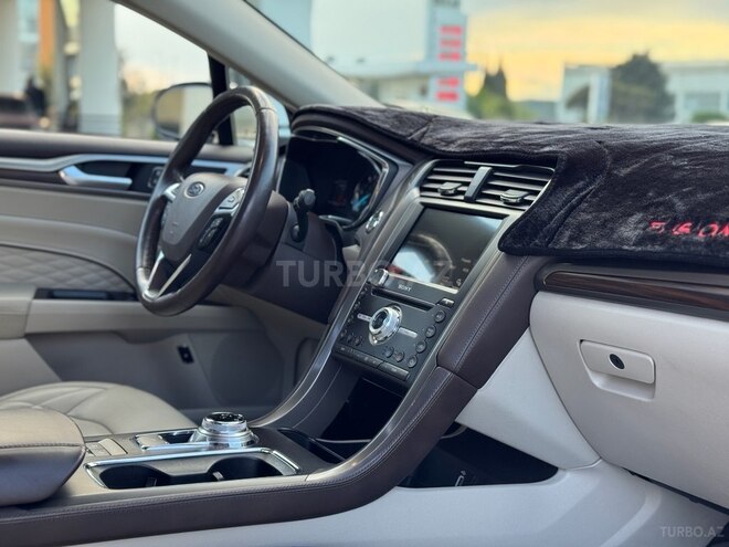 Ford Fusion (North America) 2017, 73,000 km - 2.0 l - Bakı