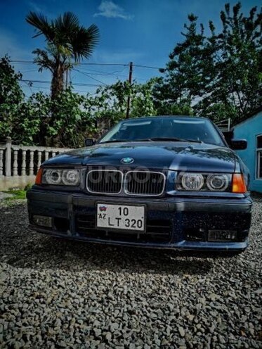 BMW 320 1994, 290,439 km - 2.0 л - Astara