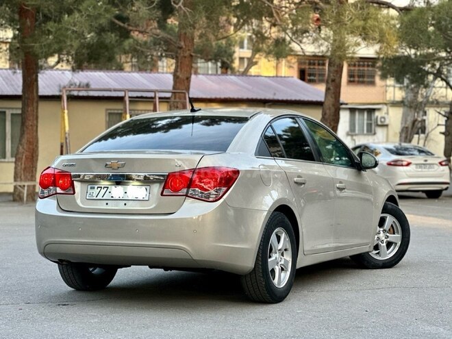 Chevrolet Cruze 2011, 252,000 km - 1.4 л - Bakı