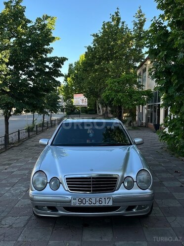 Mercedes E 240 1999, 400,000 km - 2.4 l - Tovuz