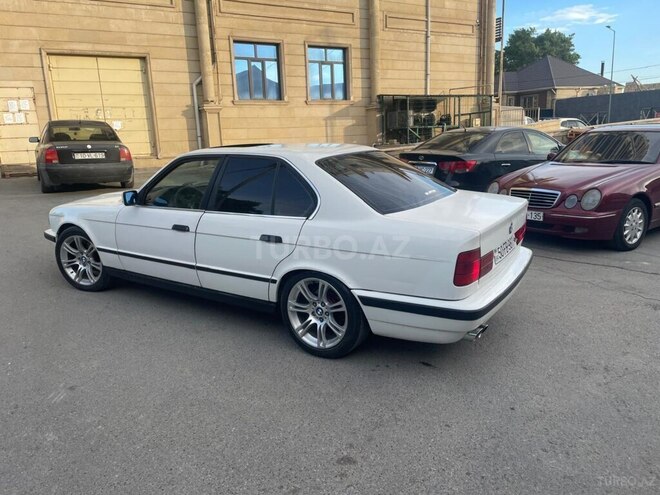 BMW 520 1990, 566,000 km - 2.0 l - Bakı