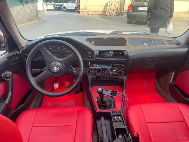 BMW 520 1990, 566,000 km - 2.0 l - Bakı