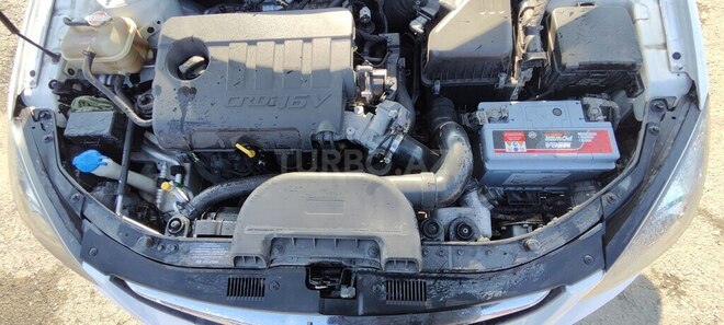 Hyundai i30 2011, 211,200 km - 1.6 л - Şəmkir