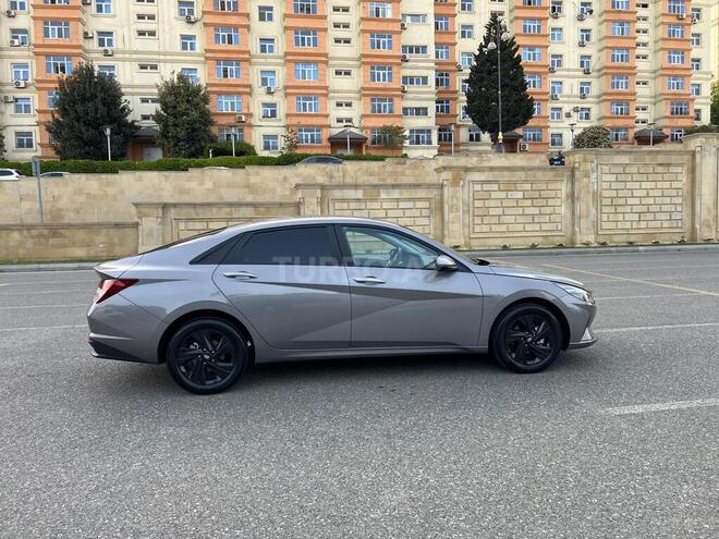 Hyundai Elantra 2022, 41,000 km - 1.6 л - Bakı